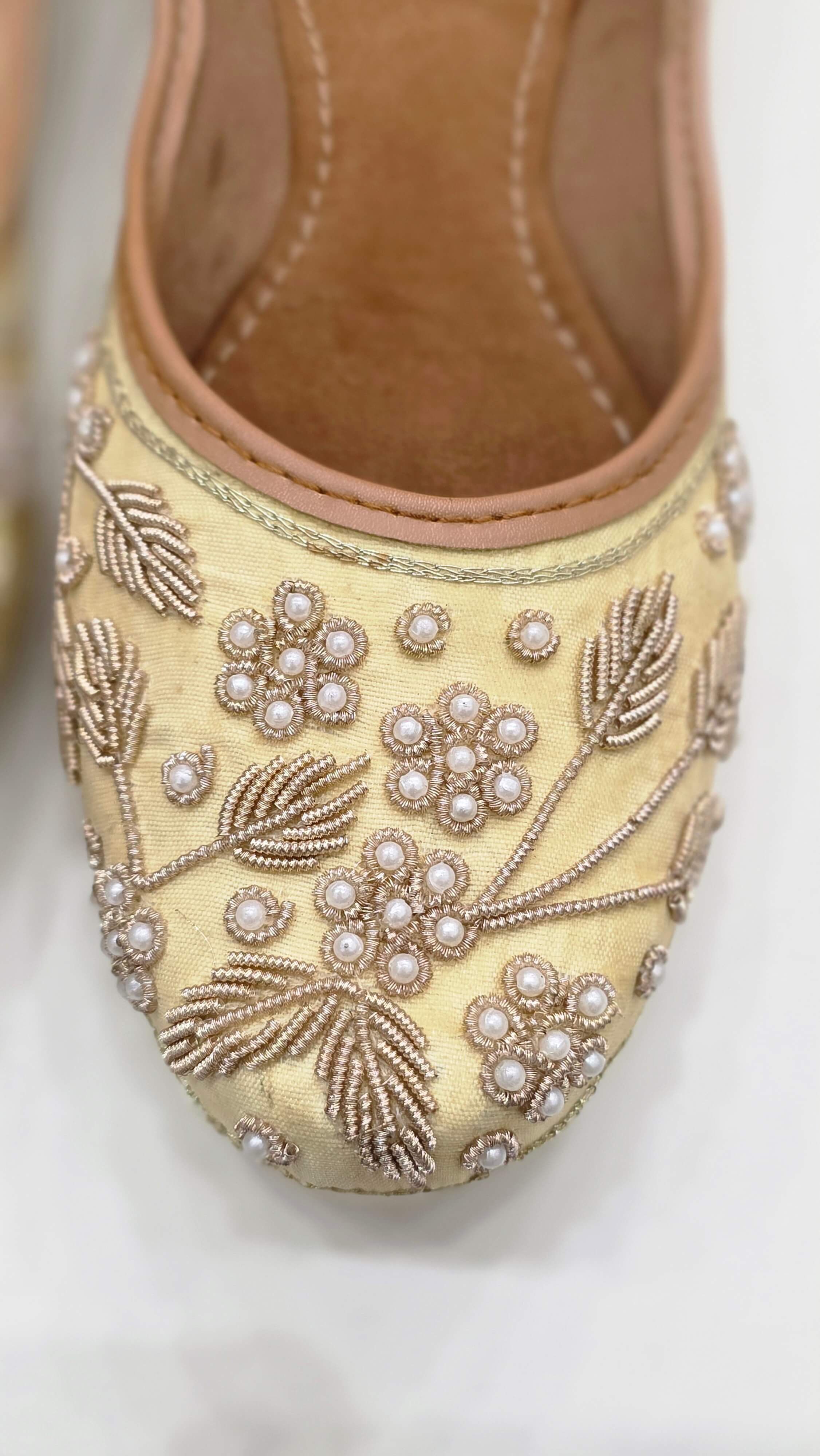 Yellow Pearl-Embellished Jutti